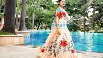 Celebrity Photos of Nikita Dutta