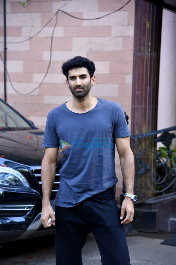 Photos: Aditya Roy Kapur spotted at Futureworks Sound city in Andheri