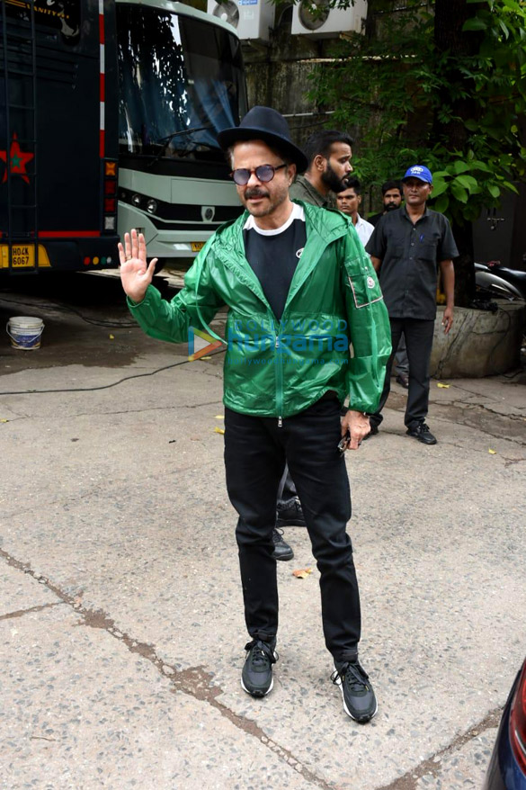 photos anil kapoor and mouni roy snapped on sets of dance india dance 6