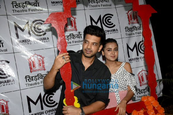 photos celebs snapped at the khidkiyaan theatre festival 8