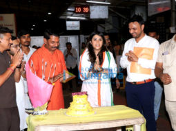 Photos: Ekta Kapoor snapped at Siddhivinayak temple on her birthday
