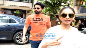 Photos: Jackky Bhagnani and Rakul Preet Singh spotted in Bandra