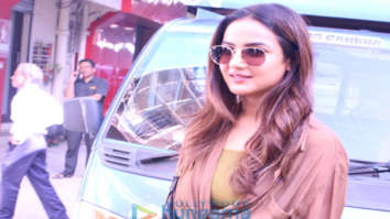 Photos: Jasmin Bhasin spotted in Andheri