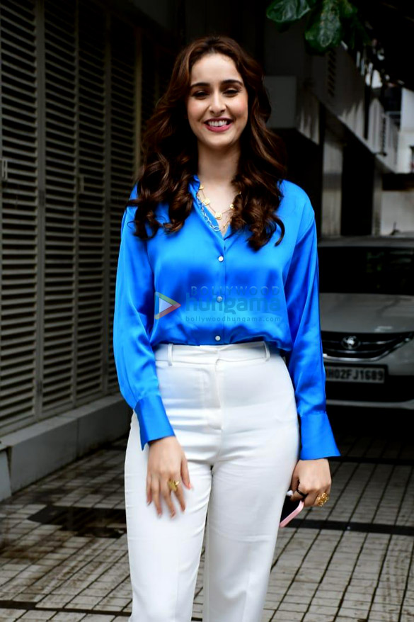 photos sadia khateeb snapped in juhu 2
