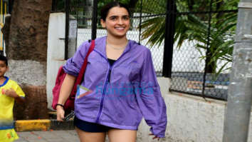 Photos: Sanya Malhotra snapped in Juhu