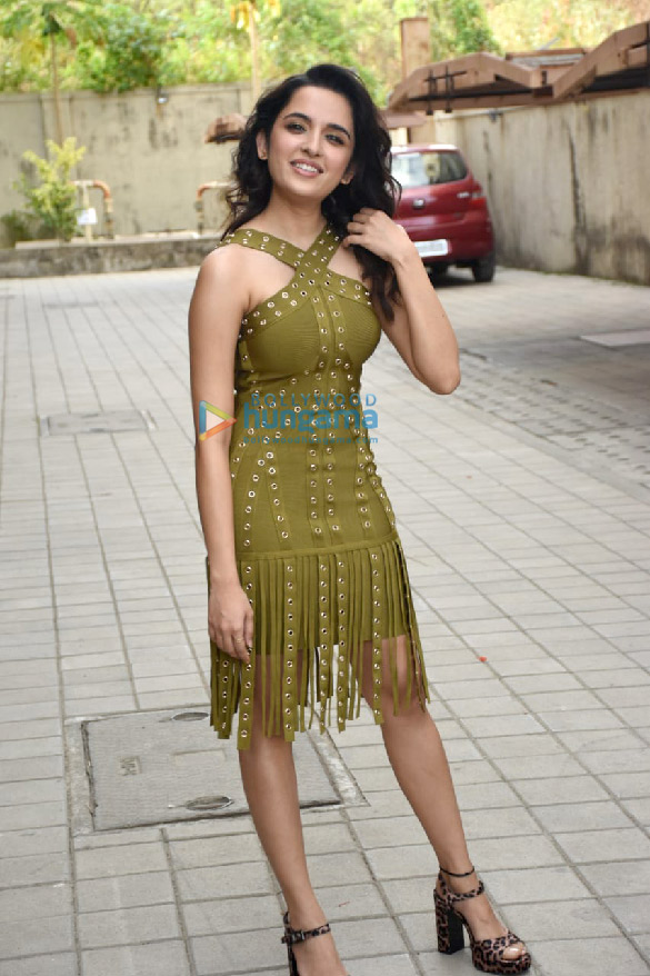 photos shirley setia snapped during the film promotions of nikamma 4
