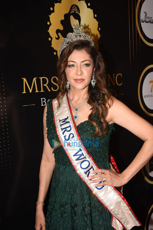 photos soha ali khan vivek oberoi mohammad azharuddin and others snapped at the grand finale of mrs india world 2