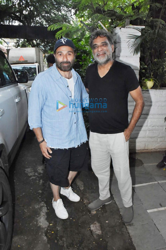 photos sunny deol snapped outside r balkis office in bandra 1