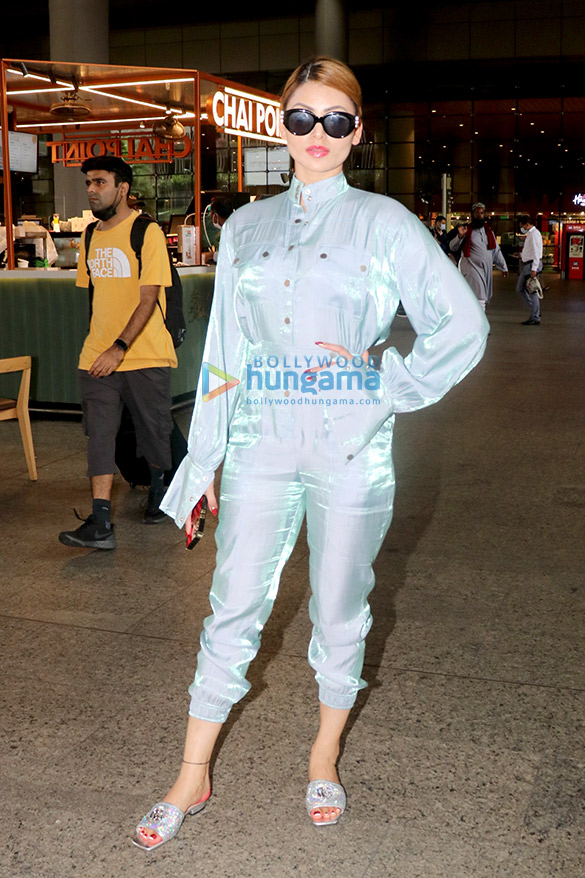 photos urvashi rautela arjun kapoor malaika arora and others snapped at the airport 1