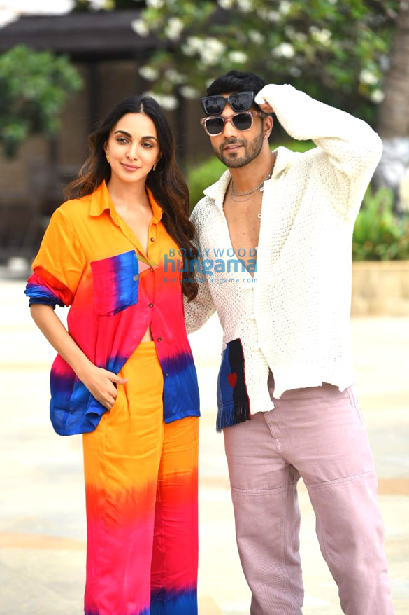 photos varun dhawan kiara advani anil kapoor and neetu singh snapped during the promotions of jugjugg jeeyo 8