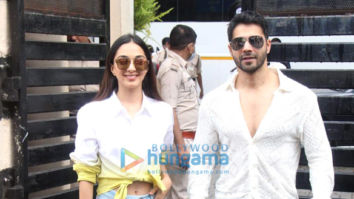 Photos: Varun Dhawan and Kiara Advani snapped at the Kalina airport leaving for Pune to promote the film Jugjugg Jeeyo