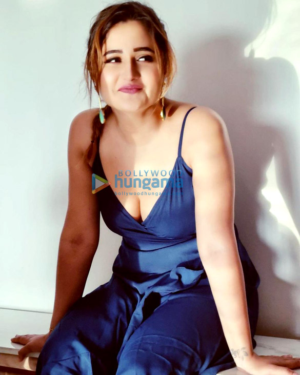 rashami desai 1 28
