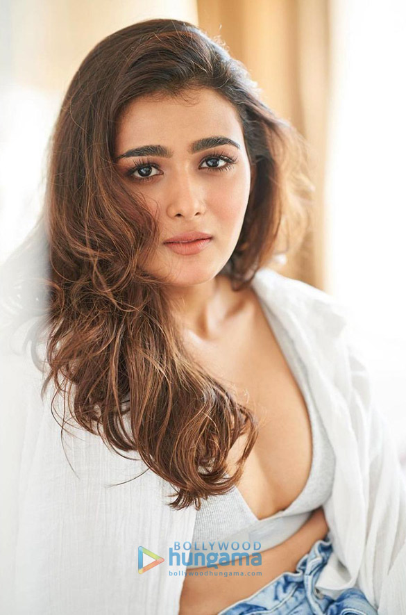 shalini pandey 19