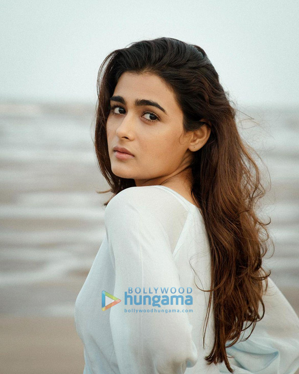 shalini pandey 2 25
