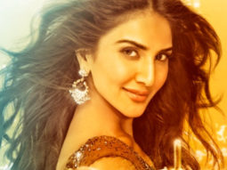 Shamshera First Look: Vaani Kapoor makes a splash as travelling performer Sona in new poster ahead of trailer release