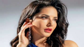 Celebrity Photos of Sunny Leone