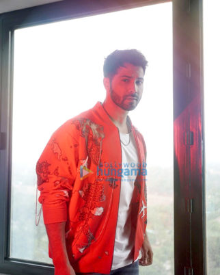 Celeb Photos Of Varun Dhawan