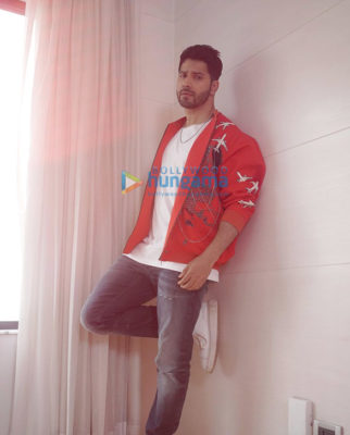 Celeb Photos Of Varun Dhawan