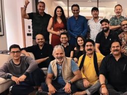 Aamir Khan hosts a Lagaan party at home along with its cast and cricketers like Irfan Pathan; fans can’t keep calm