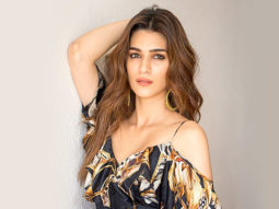 Kriti Sanon looks glorious, wins iifa Best Actress