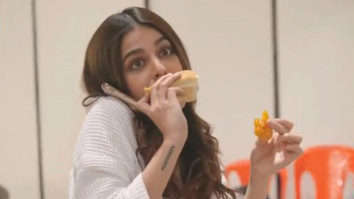 Alaya F’s caught eating her favorite junk food