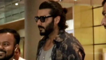 Arjun Kapoor snapped at airport poses with fans