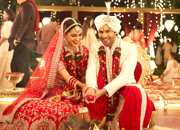 Jug Jugg Jeeyo Box Office Estimate Day 9: Shows an EXCELLENT jump of 67%; collects Rs. 5.10 crores on 2nd Saturday Jug Jugg Jeeyo Box Office Estimate Day 9: Shows an EXCELLENT jump of 67%; collects Rs. 5.10 crores on 2nd Saturday