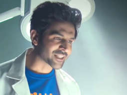 Kartik Aaryan is the hottest doctor we’ve ever seen