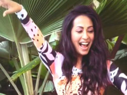 Kashmera Shah enjoys her fun pool day