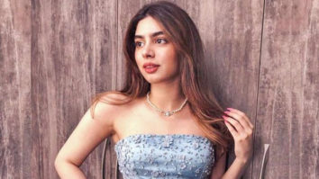 Khushi Kapoor looks super cute in maroon casuals