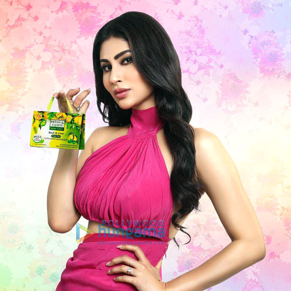 mouni roy 2 141