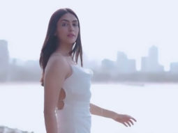 Mrunal Thakur rocking the white outfit with a hint of pink!