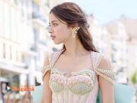Celebrity wallpaper of Nitanshi Goel