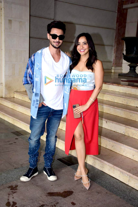 photos aayush sharma and neha sharma snapped promoting their next project in bandra 1