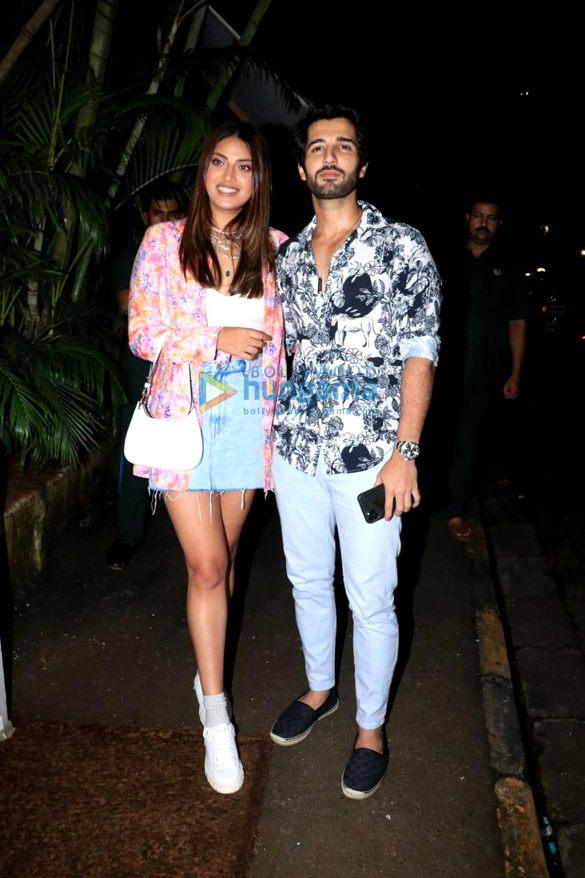 photos aditya seal snapped with wife anushka ranjan in mumbai 1