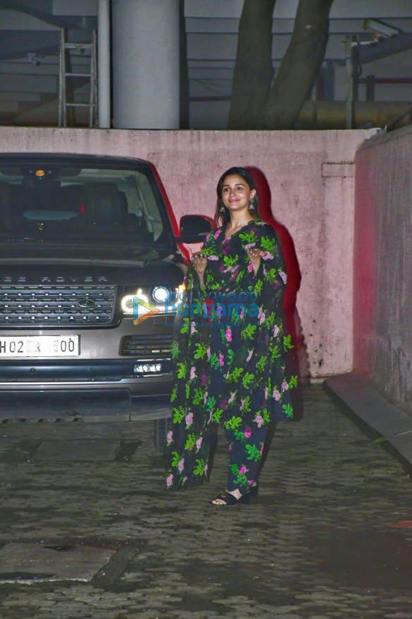 Photos: Alia Bhatt snapped post meeting at Sanjay Leela Bhansali’s office in Juhu