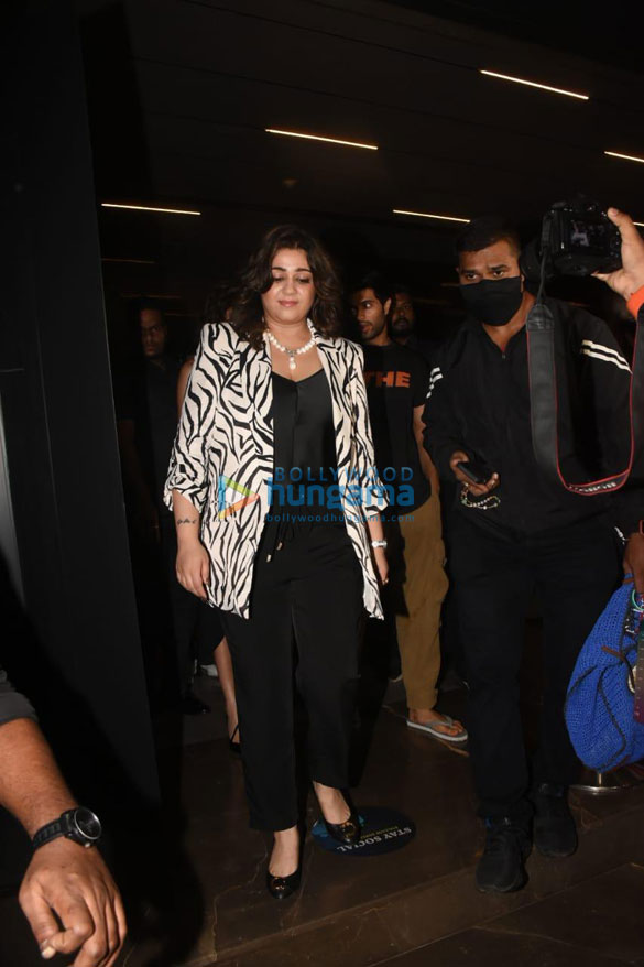 photos ananya panday ranveer singh vijay deverakonda and others grace the liger trailer launch 6