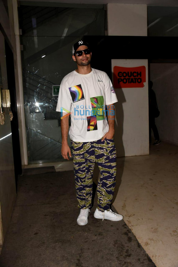 photos ananya panday and siddhant chaturvedi snapped at a dance class 2