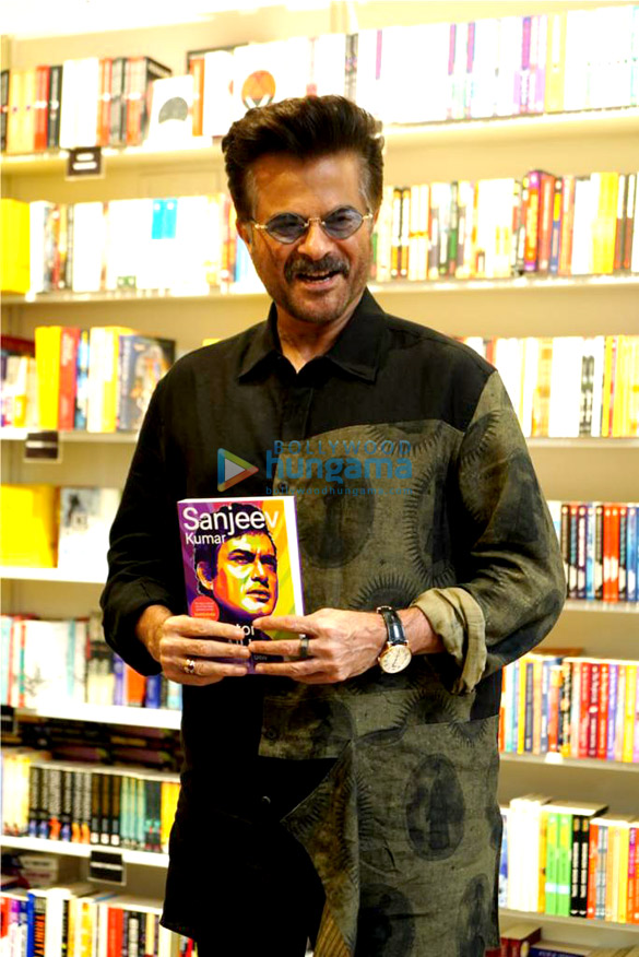 photos anil kapoor snapped at late sanjeev kumars biography launch at crossword bookstores grant road1 5