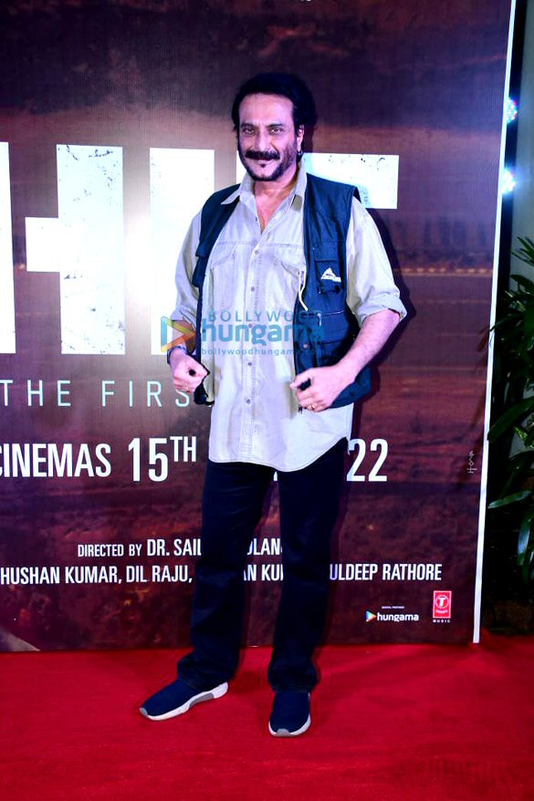 photos celebs snapped at hit the first case screening 4