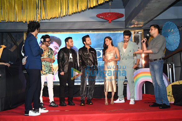 photos karan kundrra tejasswi prakash and others grace the launch of the track baarish aayi hai 2