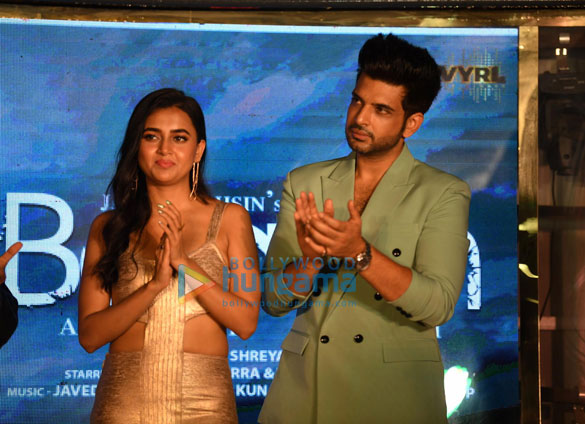 photos karan kundrra tejasswi prakash and others grace the launch of the track baarish aayi hai 4