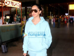 Photos: Kiara Advani, Sanjana Sanghi and others snapped at the airport