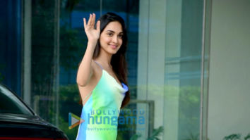 Photos: Kiara Advani snapped at Sajid Nadiadwala’s office in Andheri