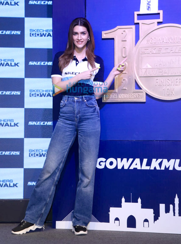 photos kriti sanon attends the press conference of skechers mumbai walkathon 5