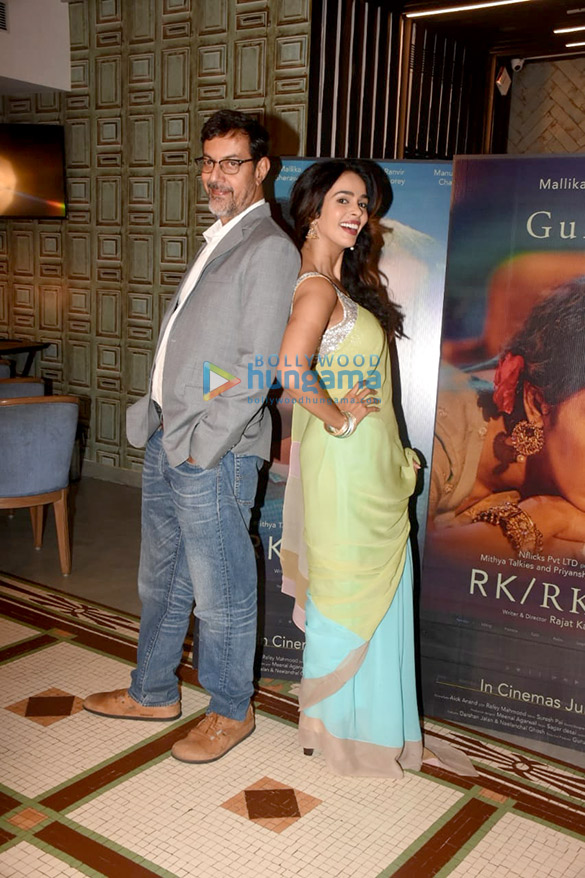 photos mallika sherawat and rajat kapoor snapped at the promotions of their upcoming film rkrkay 4 2