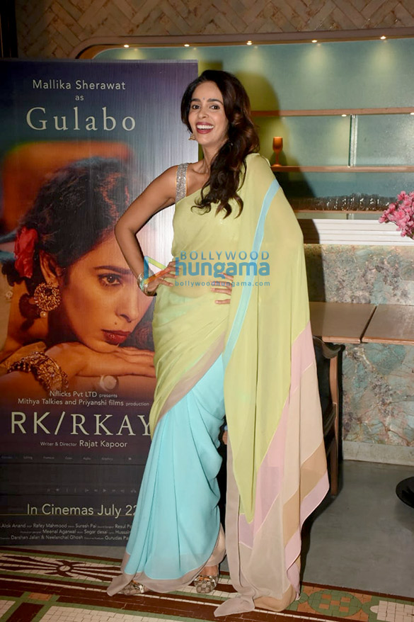 photos mallika sherawat and rajat kapoor snapped at the promotions of their upcoming film rkrkay 5 2