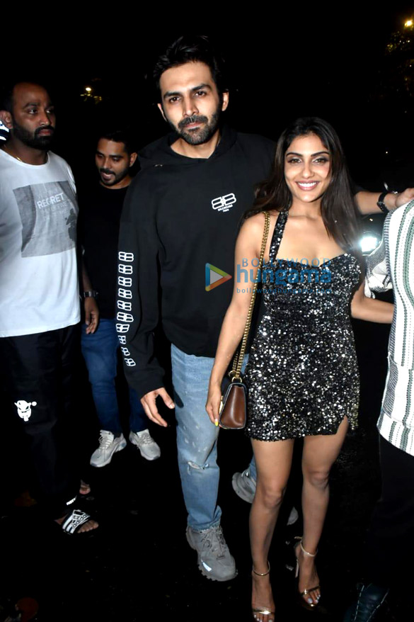 photos nushrratt bharuccha kartik aaryan and others attend ishita raj sharms birthday bash 1
