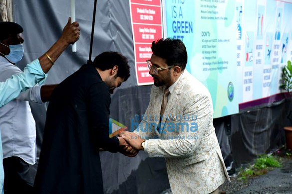photos rajkummar rao and shekhar suman snapped on the sets of indias laughter challenge 2