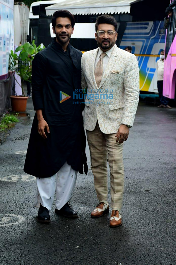 photos rajkummar rao and shekhar suman snapped on the sets of indias laughter challenge 4
